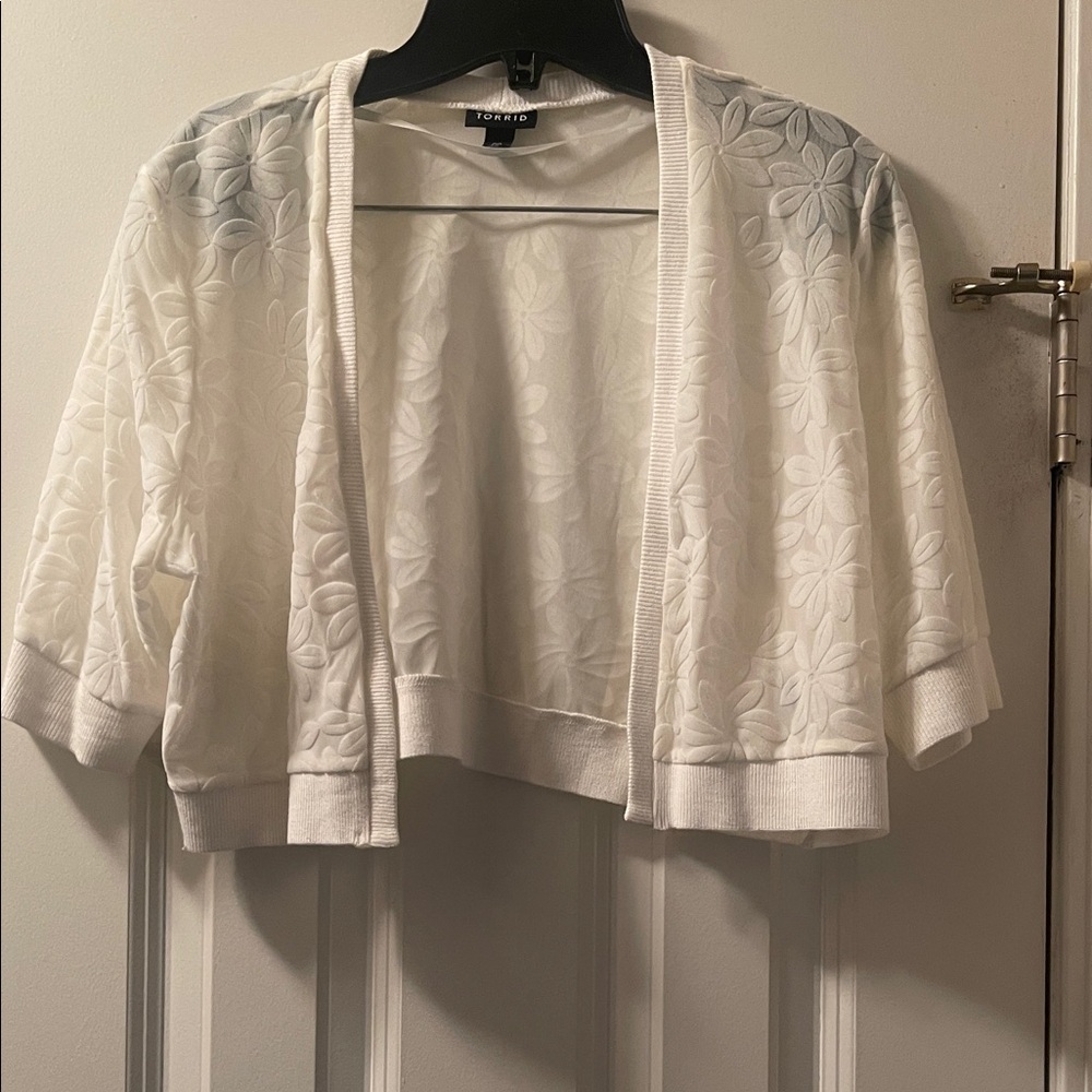 Torrid White Embossed Floral Cardigan